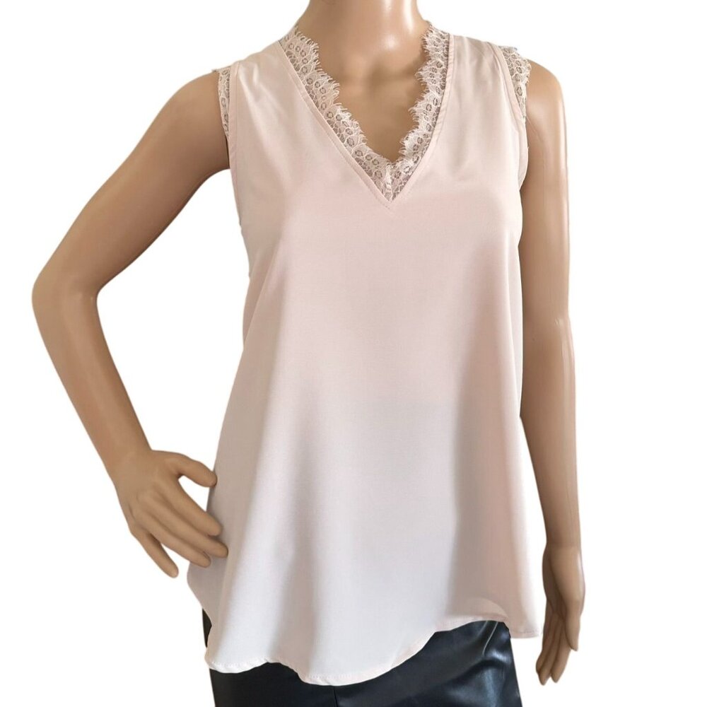 Elegant Apricot Womens Blouse Size Medium Sleeveless Lace Trim V-Neck